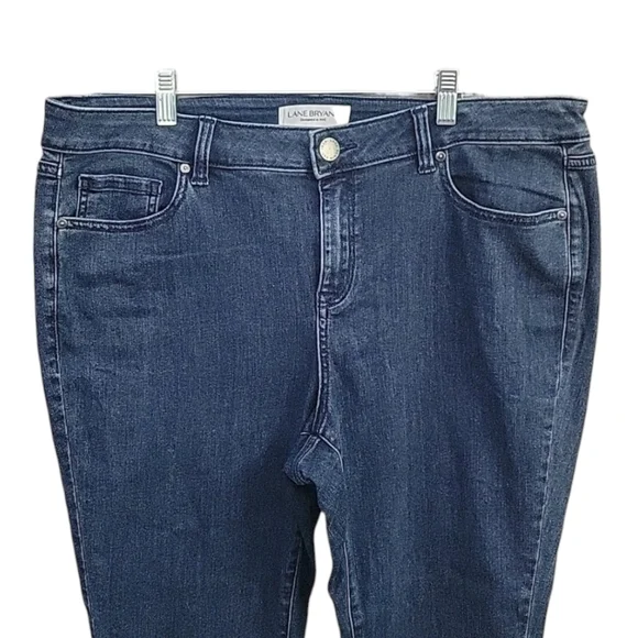 Lane Bryant Mid Rise Super Stretch Skinny Jeans w Petaled Distressed Hem Size 16 - Picture 2 of 10